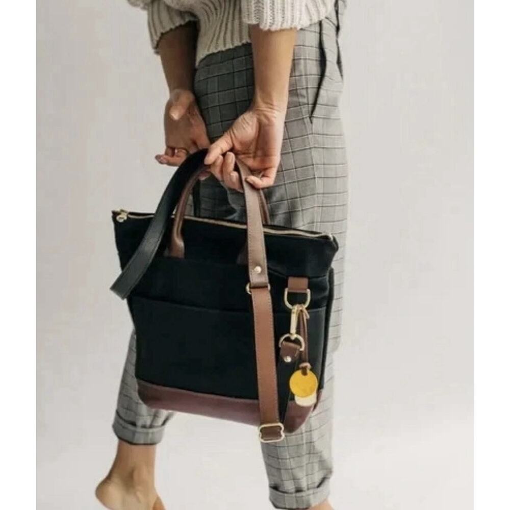 R. Riveter Otto Signature Black Canvas Brown Leather Iconic Bag Crossbody NWT - Picture 4 of 13